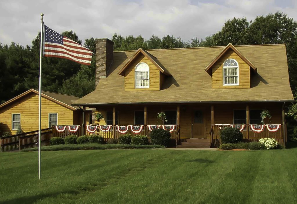 The Westfield photo | Northeastern Log Homes